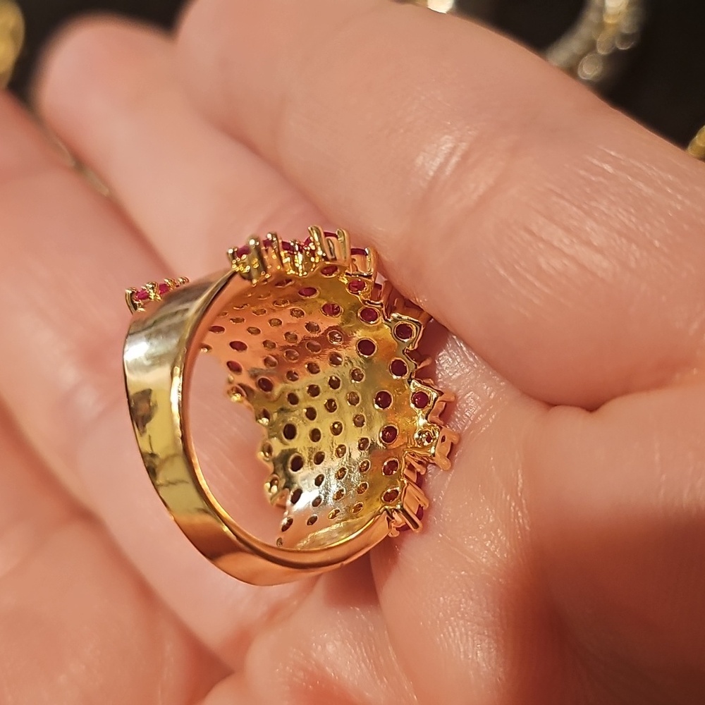 Ring - Picture 5 of 7